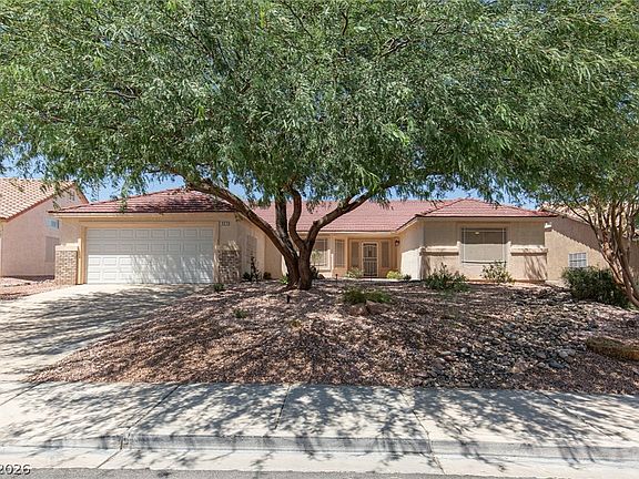 2nd image of 327 Perry Ellis Dr