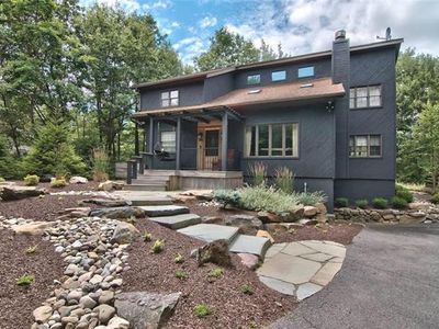 159 White Tail Ln, Long Pond, PA, 18334