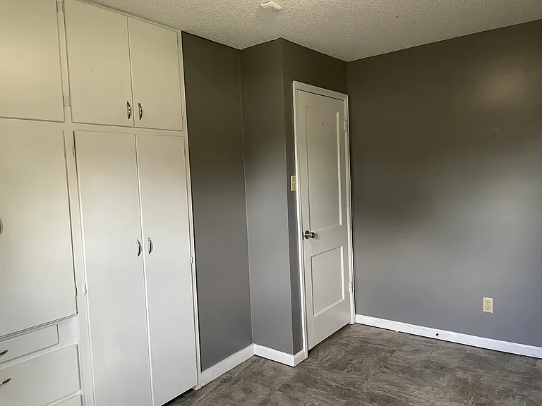 2121 SW Morningside Rd — Photo 3