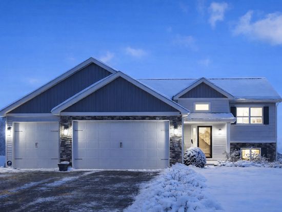 713 Harvest Dr SW, Lonsdale, MN 55046