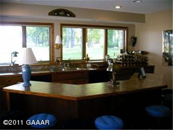 2nd image of 1019 E LAKE GENEVA  NE #1019