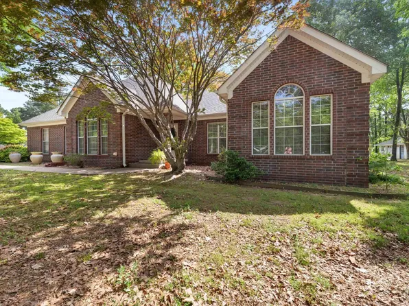 2 Plantation Dr E, Heber Springs, AR 72543