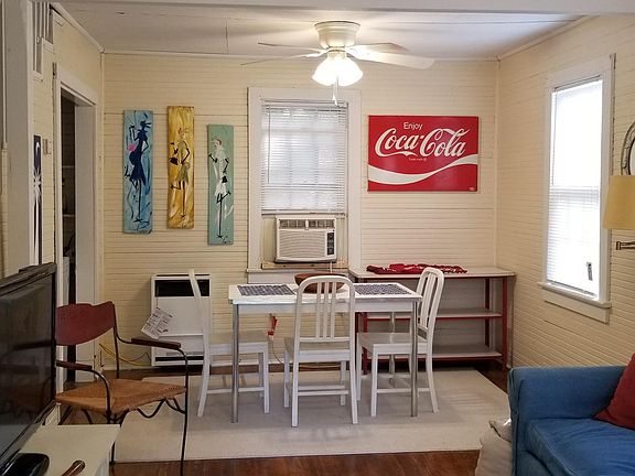 UPDATE:
Owner replaced window unit with a Gree mini-split in 2022. You will see the change when you tour the rental property.