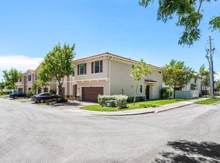 4111 Plum Tree Ln, Riviera Beach, FL 33410