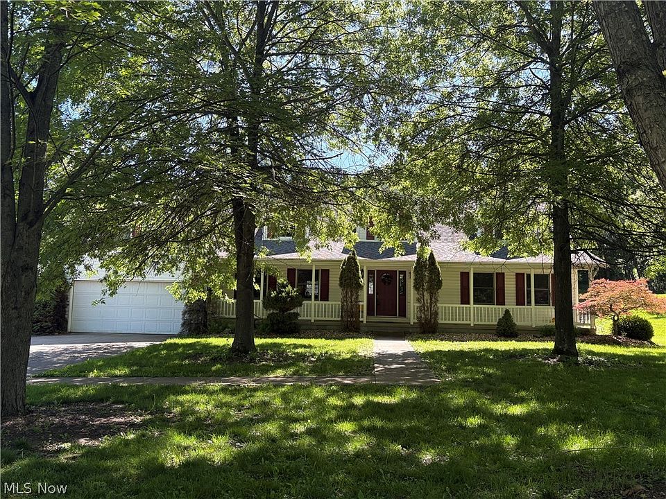 1st image of 209 Maple Ave