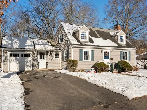 56 Carol Dr, Dedham, MA 02026