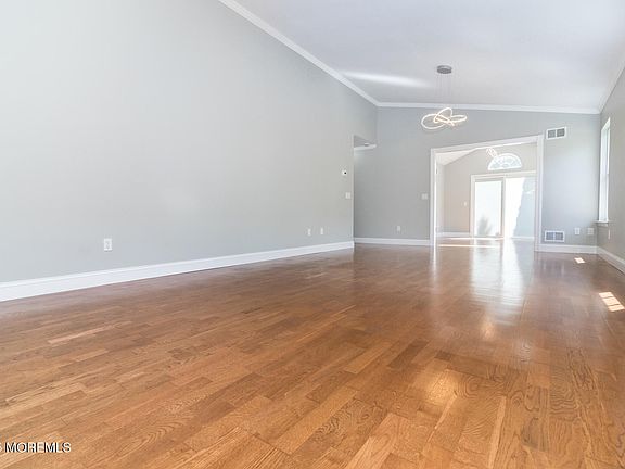 5th image of 3 Winding River Road