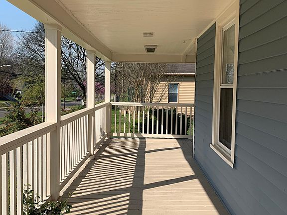 3rd image of 1711 Edgewood Ave