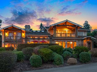 2828 95th Ave NE, Clyde Hill, WA 98004