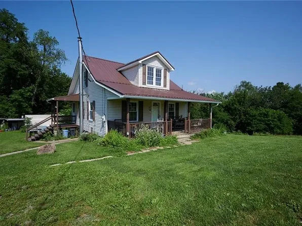 439 Fort Cherry Rd, Mc Donald, PA 15057