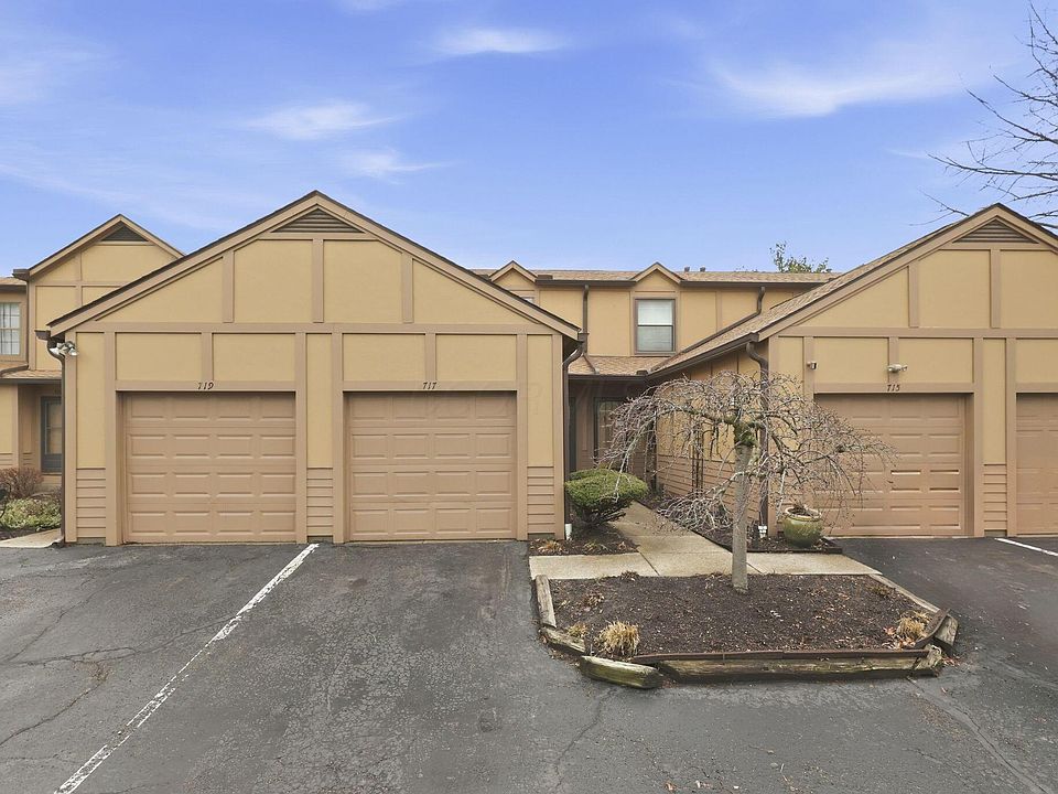 1st image of 717 Alta View Ct #28