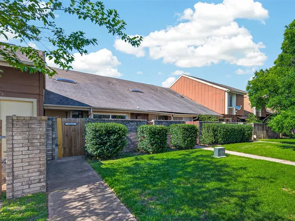 12667 Wellington Park Dr, Houston, TX 77072