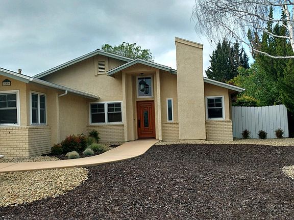2nd image of 796 Golden Meadow Dr