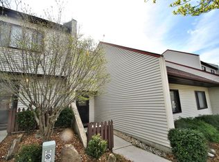 65 Wilshire Heights Dr, Crossville, TN 38558