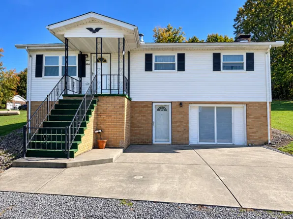 554 Aarons Creek Rd, Morgantown, WV 26508