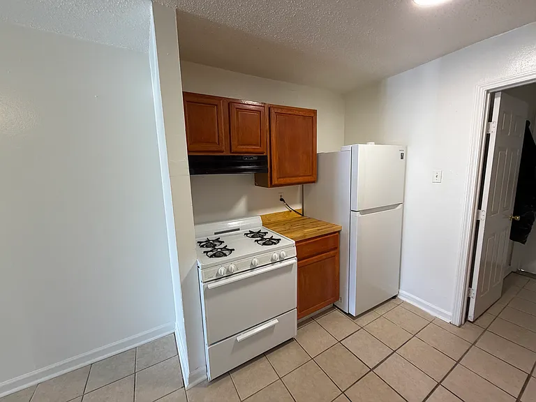 7832 Dorsett Dr — Photo 4