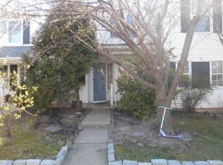 5 Plumly Way, Holland, PA 18966