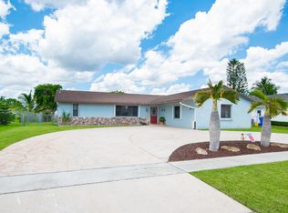 144 Bobwhite Rd, Royal Palm Beach, FL 33411