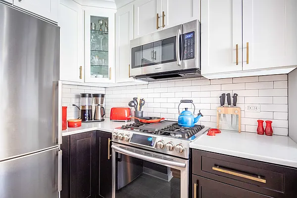 Sold by Douglas Elliman | media 6