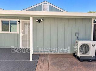 520B Palm St, Santa Rosa, CA 95404