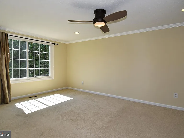 4037 Broadwire Dr — Photo 33