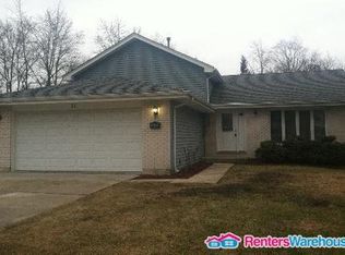11 N Rebecca St, Glenwood, IL