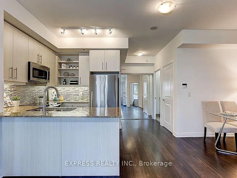 55 Oneida Cres #308 — Photo 13