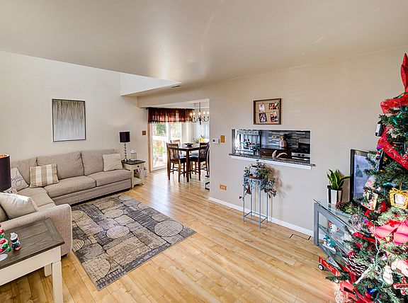 5th image of 17016 Circle Dr W