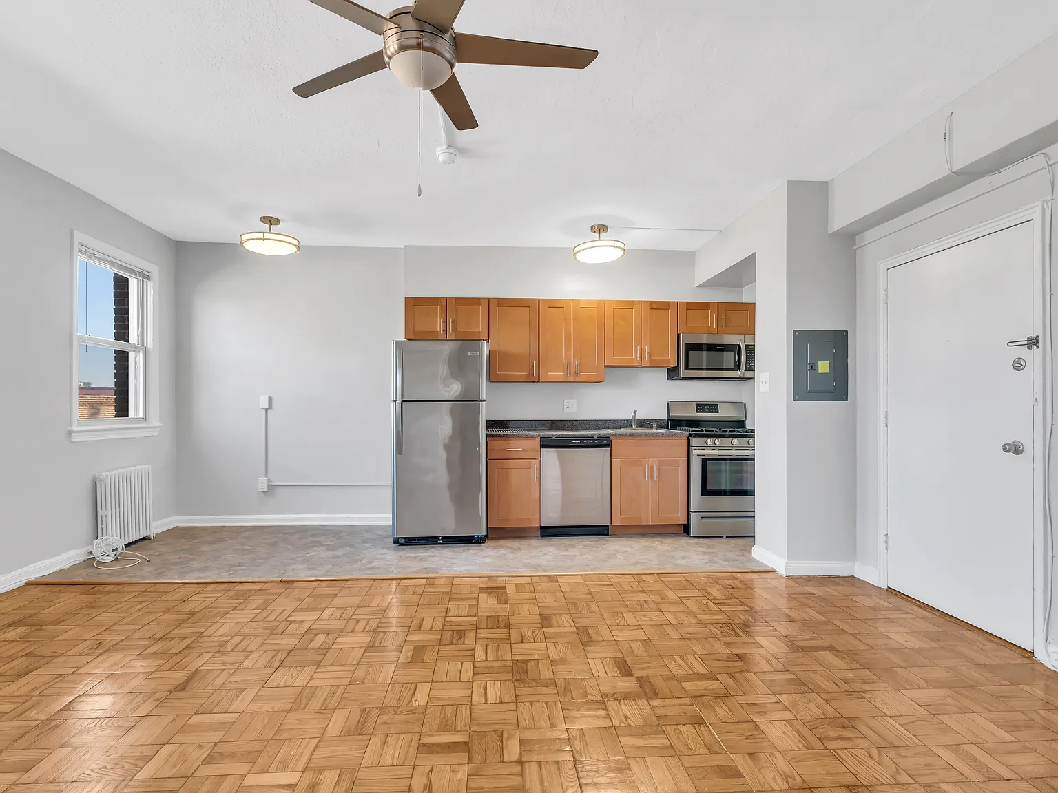 The Glenwood Apartments — Photo 4