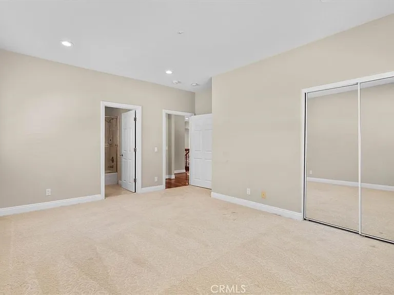 540 W 25th St — Photo 22