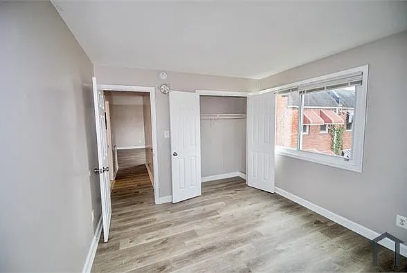 427 Xenia St SE #304 — Photo 5