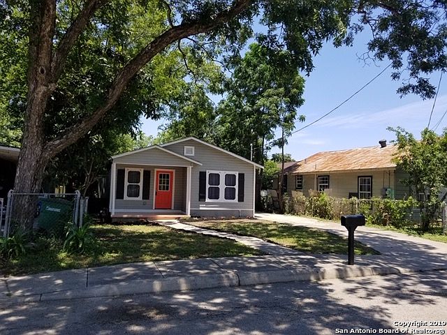 1st image of 233 Hawthorne