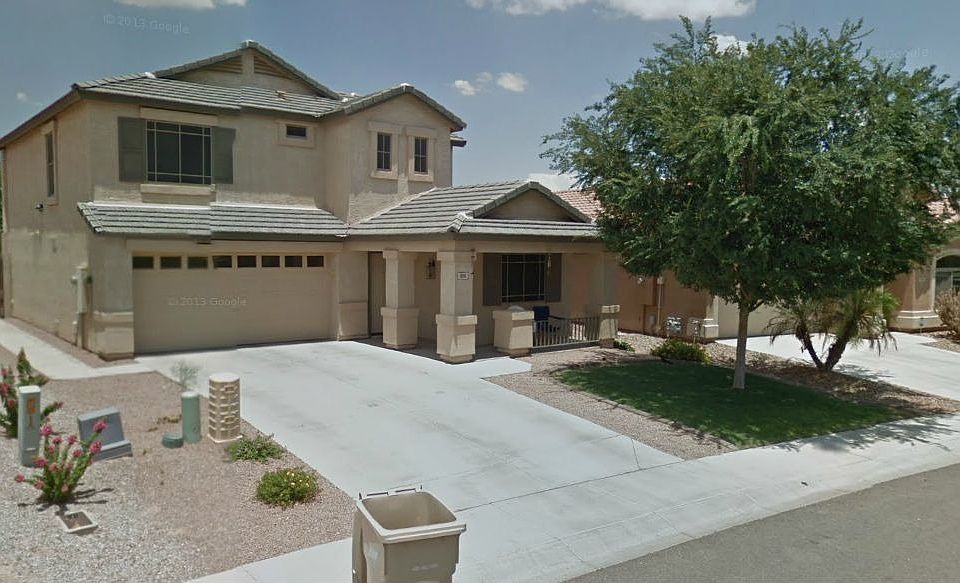 Street View [(c)2013 Google]