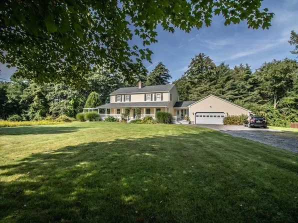 52 Sabin St, Belchertown, MA 01007