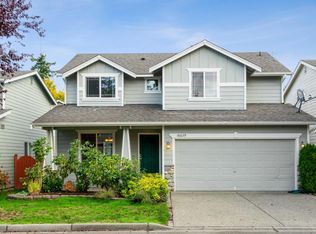 18629 10th Ave SE, Bothell, WA 98012
