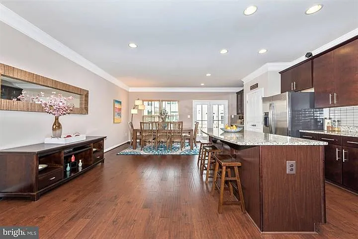 9162 Landon House Ln — Photo 5