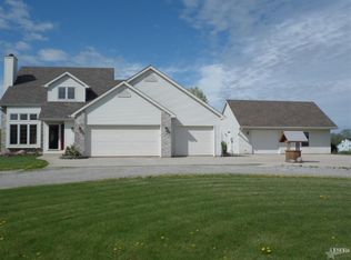 12530 N County Line Rd E, Spencerville, IN 46788