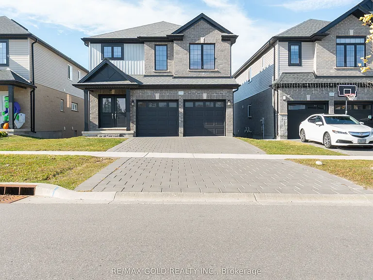 2591 Sheffield Blvd — Photo 1