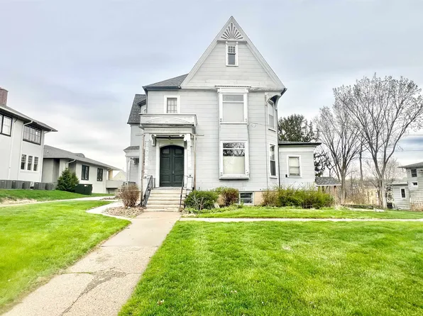 420 N Jackson St, Janesville, WI 53548