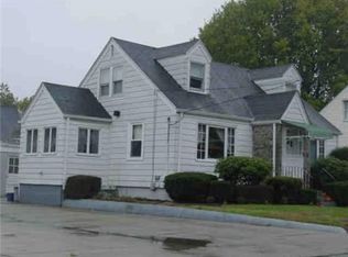 5 S Fairview St, Johnston, RI 02919