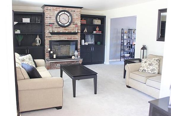 3rd image of 3945 Nottingham Estates Dr