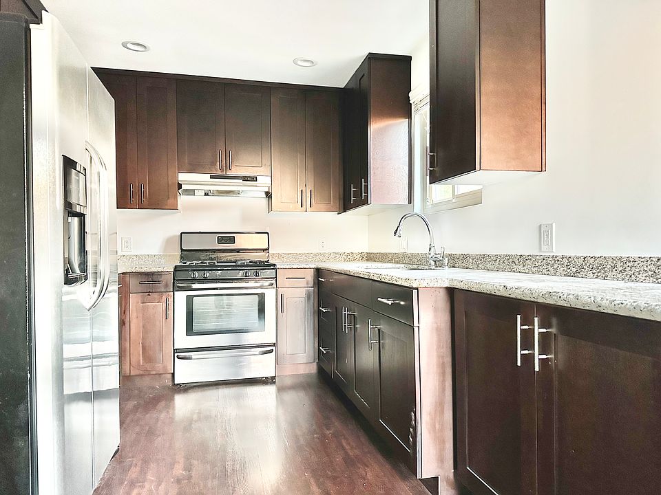 1st image of 1419 N Curson Ave #6