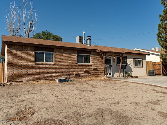 2nd image of 4209 Kingsway Dr