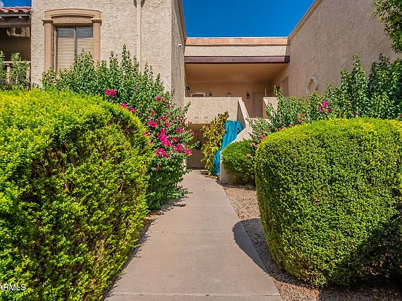 3rd image of 8649 E ROYAL PALM Road #113