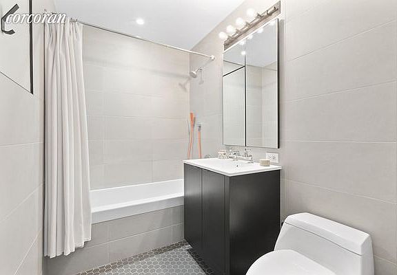 5th image of 540 W 28th St APT 7F