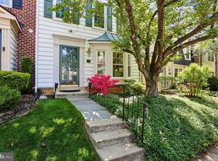 9 Fountain Valley Ct, Montgomery Village, MD 20886
