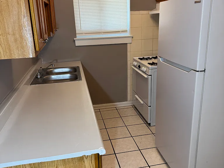 1018 Madison St #1A — Photo 7
