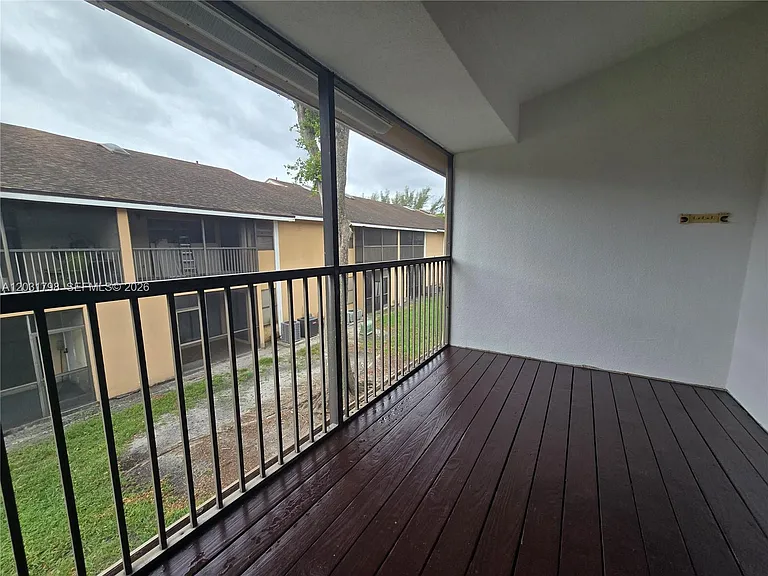 2231 SW 80th Ter #2231 — Photo 13