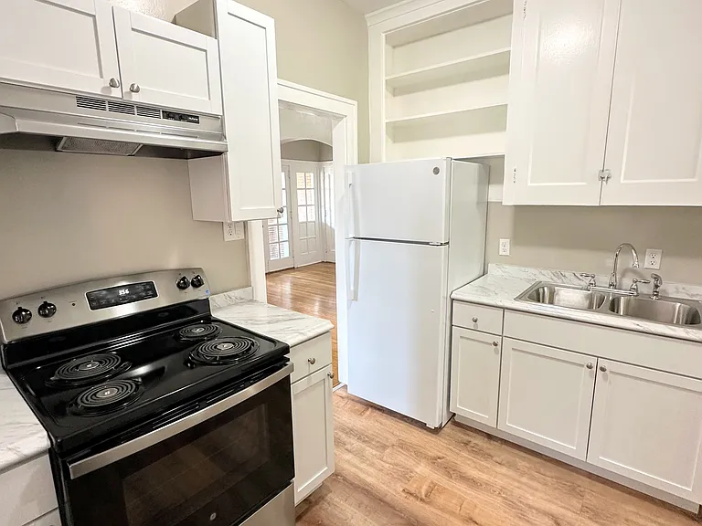 1326 Arkansas Ave — Photo 2
