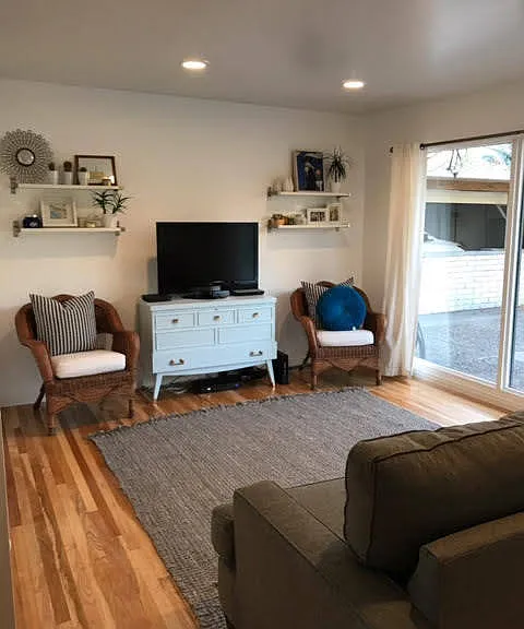 235 E 3060 N — Photo 2